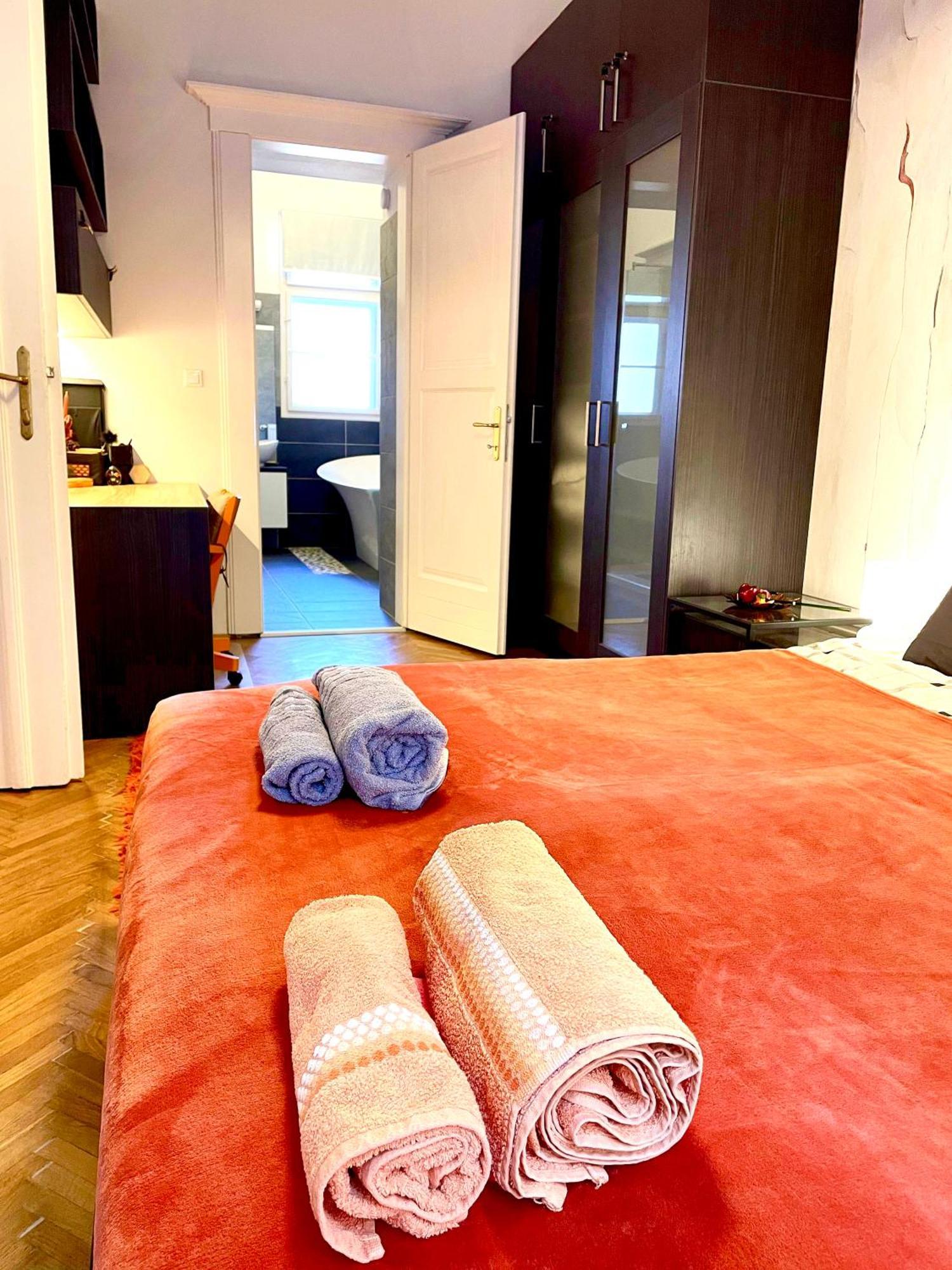 Orange Pearl Apartment 3 Rooms Next To Danube Budapest Extérieur photo